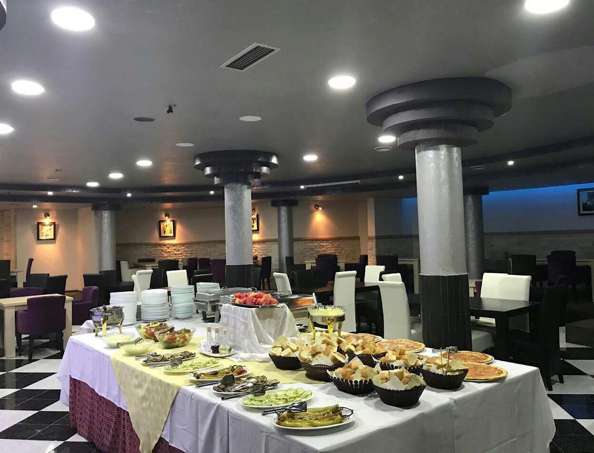 Hotel Imperial Ulcinj Bagian luar foto