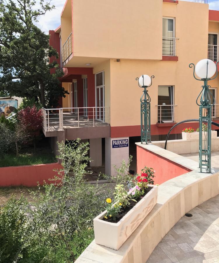 Hotel Imperial Ulcinj Bagian luar foto